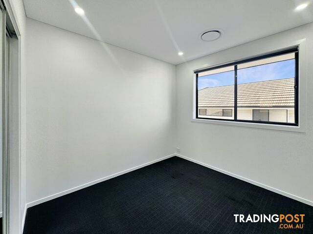 19 Biddle Street MOOREBANK NSW 2170