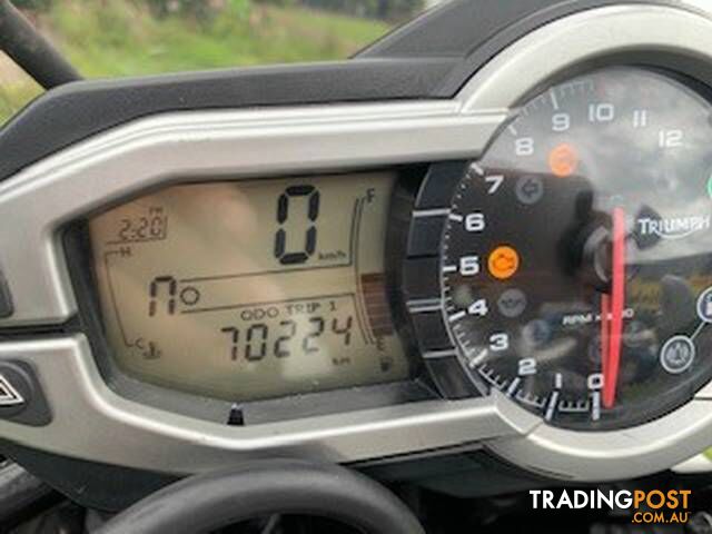2014  TRIUMPH TIGER    - photo 4 of 6