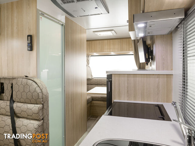 EURO DELUXE MOTORHOME - photo 5 of 15