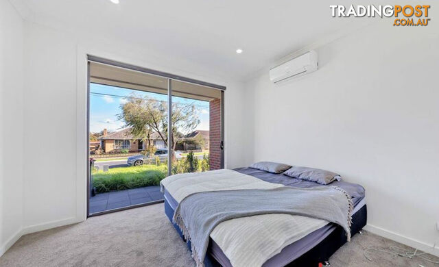 2/18 Fraser Street Glen Waverley VIC 3150