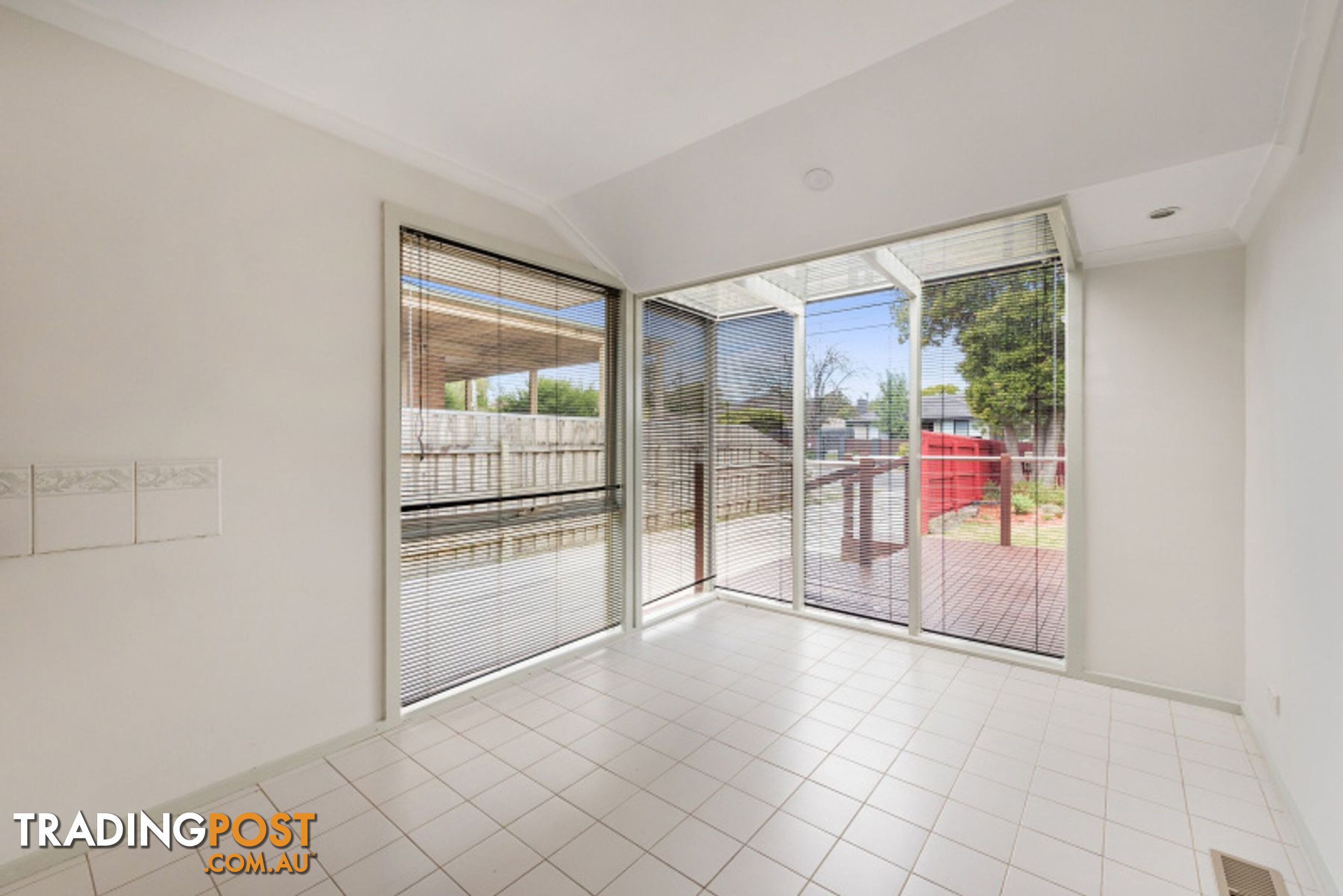 73 Oconnor Road KNOXFIELD VIC 3180