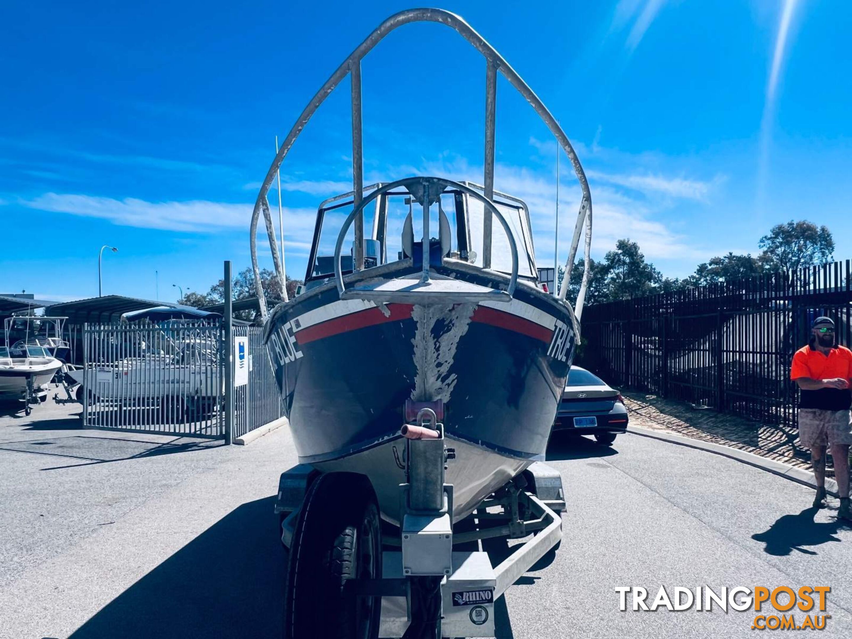 2004 APPROXIMATE MAGNUM 610 RUNABOUT