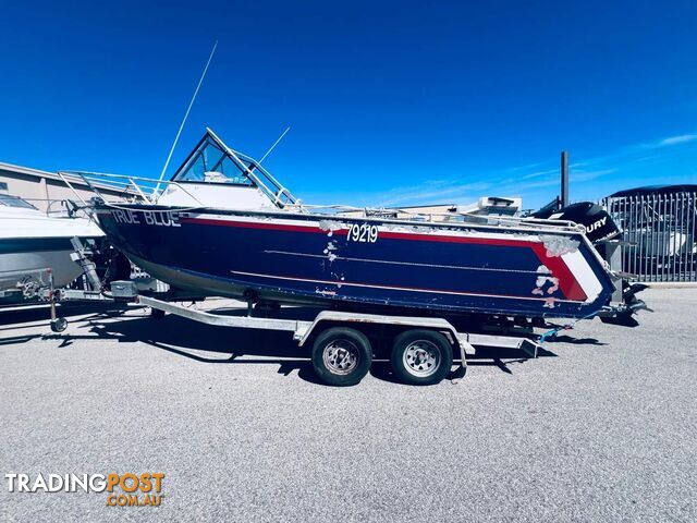 2004 APPROXIMATE MAGNUM 610 RUNABOUT