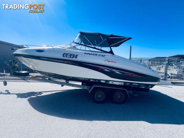 2004 RINKER 232 CAPTIVA