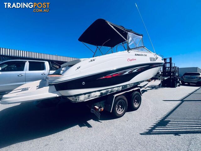 2004 RINKER 232 CAPTIVA