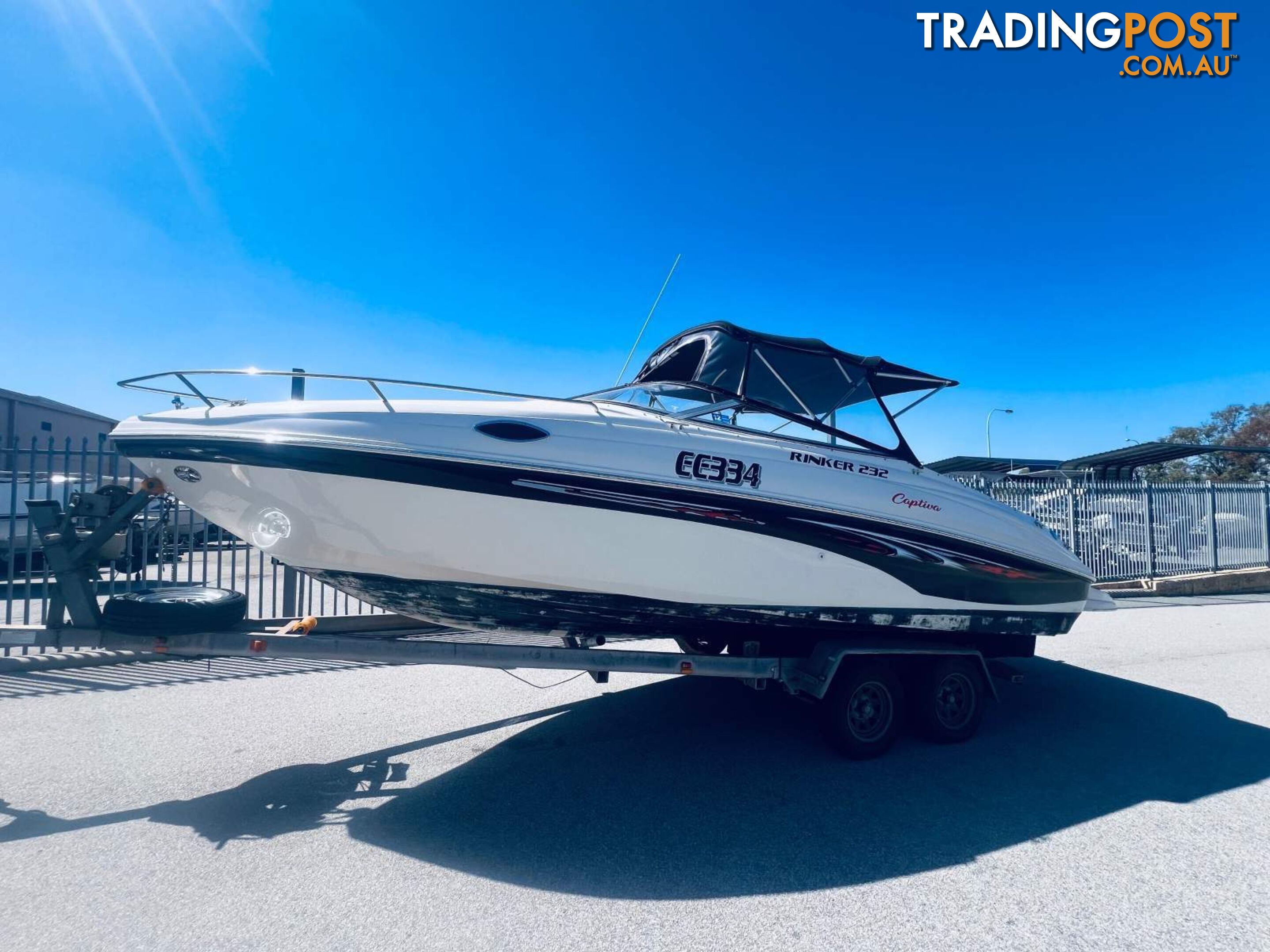 2004 RINKER 232 CAPTIVA