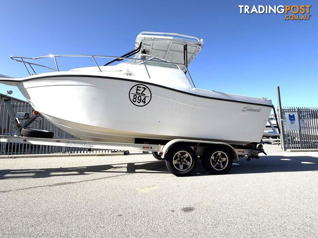 1999 SEASWIRL STRIPER 2101 WA SOFT RIDE, AWESOME DECK SPACE,