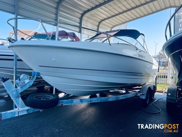 2003 BAYLINER 215 SPORTSCUDDY DELUXE