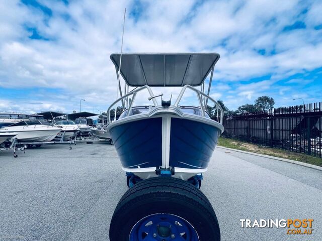 2005 STACER 480 BAY MASTER RUNABOUT SUPER RELIABLE AND CHEAP TO RUN - photo 4 of 23