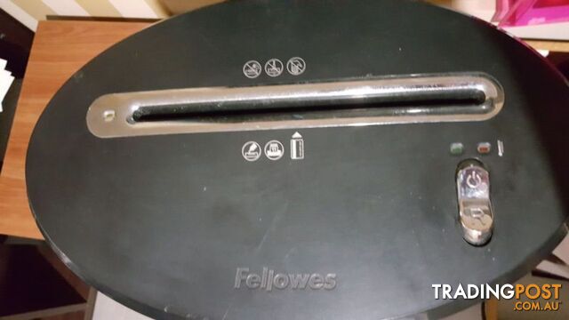 Fellowes Shredder