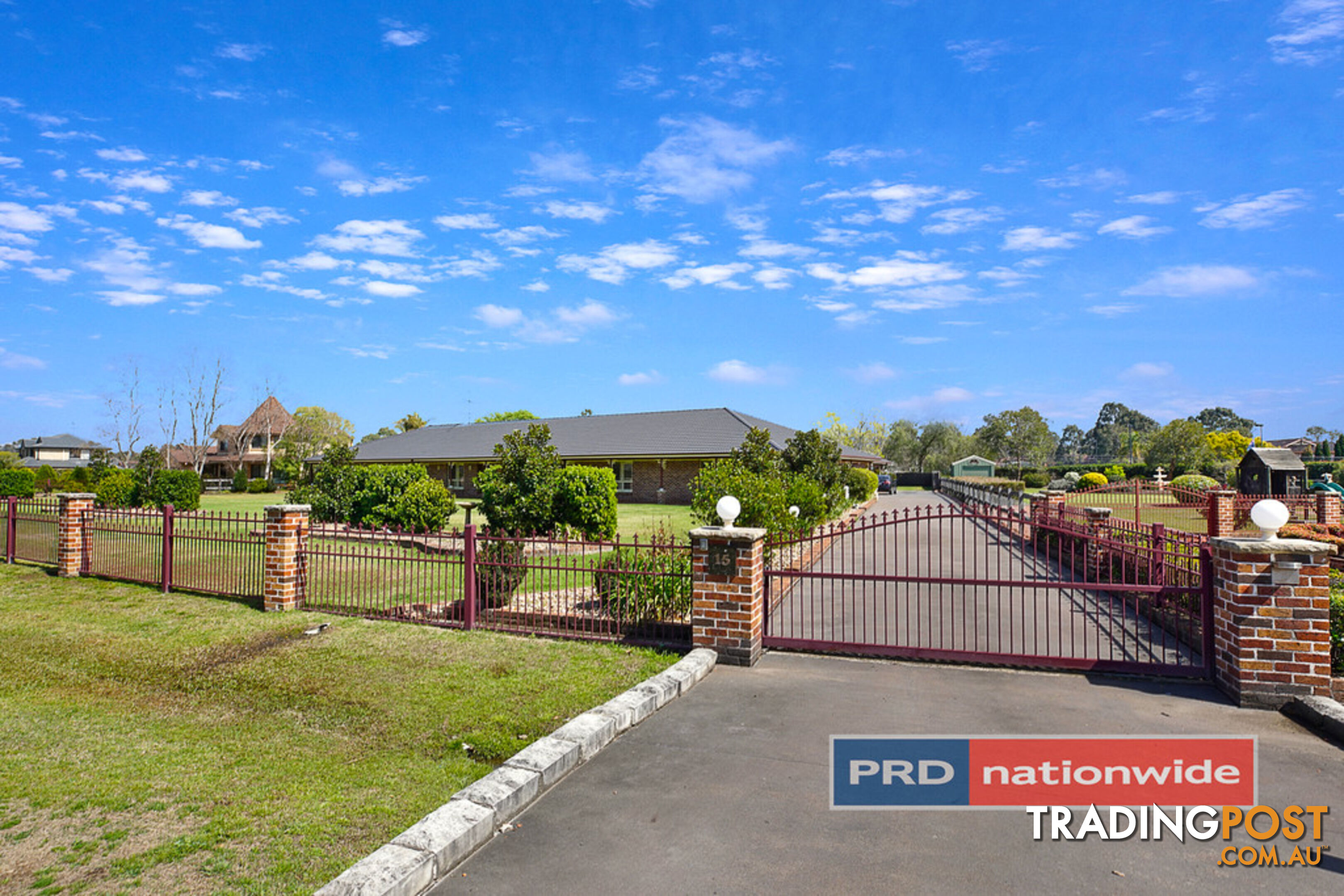 15 Bordeaux Place ORCHARD HILLS NSW 2748