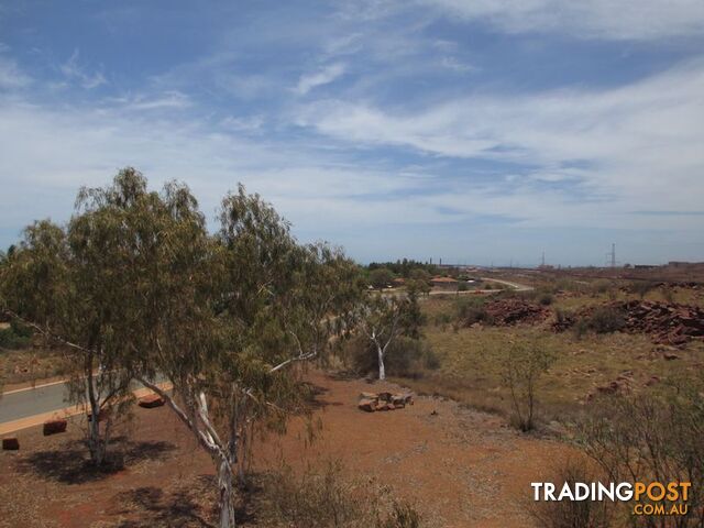 21 Hill Road DAMPIER WA 6713