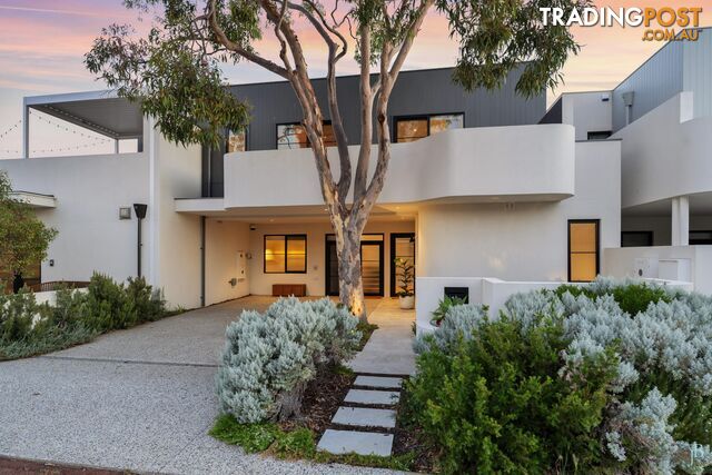 11b Ednah Street COMO WA 6152