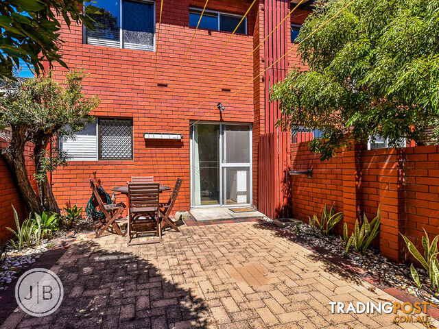 6/147 Labouchere Road COMO WA 6152