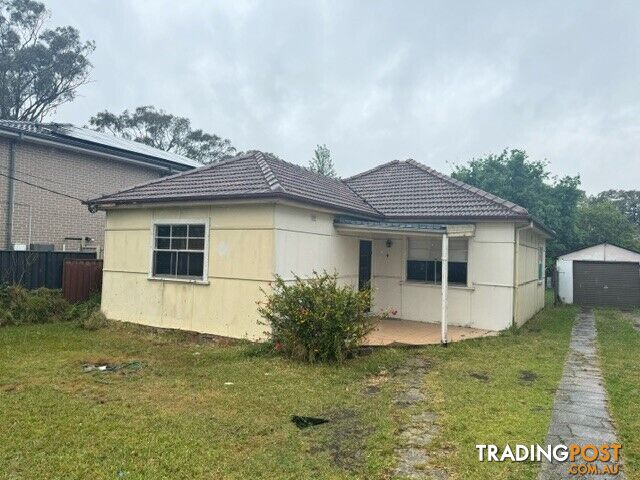 4 Desmond Street MERRYLANDS NSW 2160