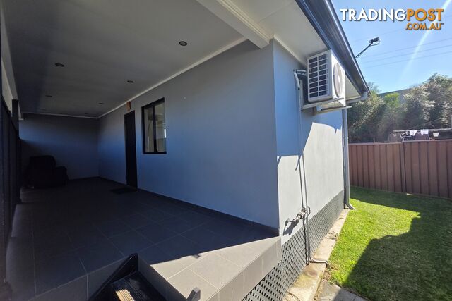 79a Warren Road WOODPARK NSW 2164