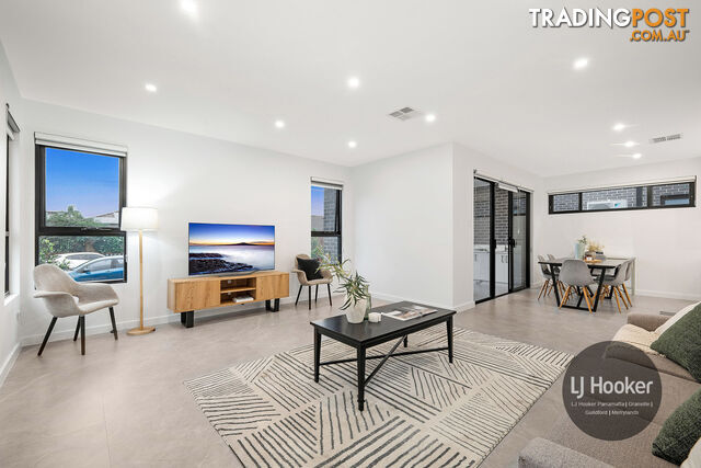 24 Monitor Road MERRYLANDS NSW 2160 - photo 2 of 15