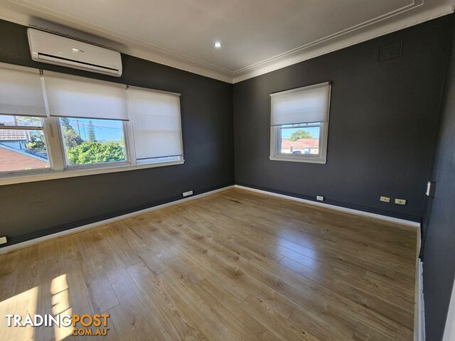 Level 1/Flat 2/133 Fairfield Road GUILDFORD NSW 2161 - photo 4 of 8