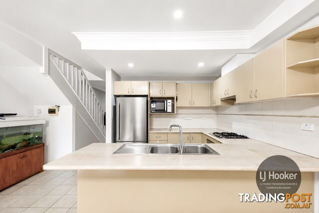 6/143-145 Blaxcell Street GRANVILLE NSW 2142 - photo 2 of 8