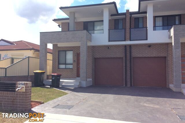 21a Crossland Street MERRYLANDS NSW 2160