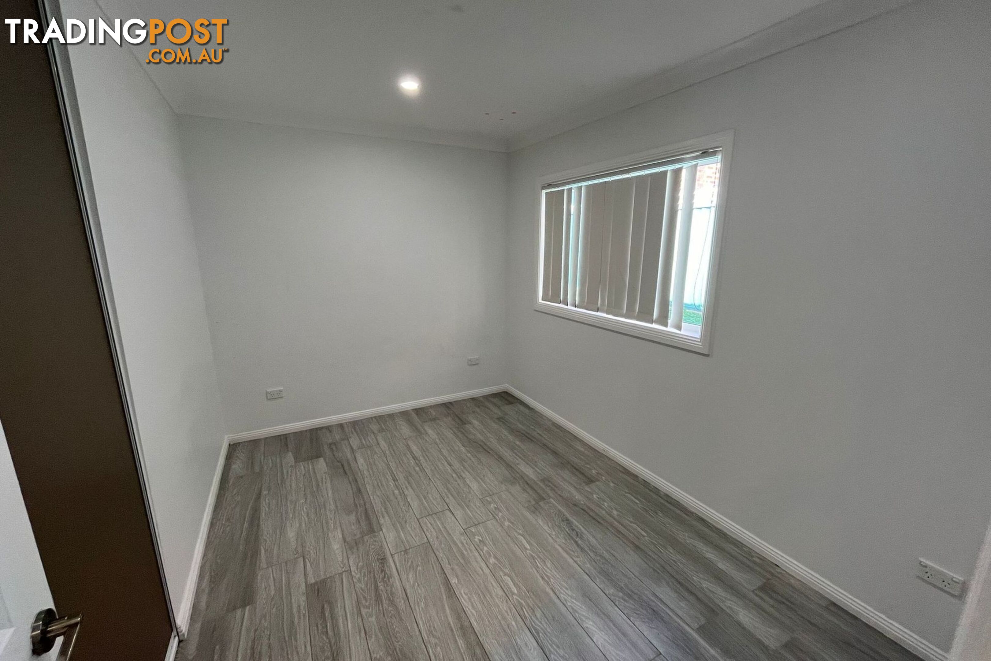 1/2 Rhodes Avenue GUILDFORD NSW 2161