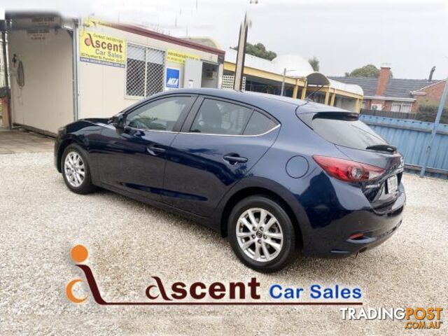 2017 MAZDA 3 MAXX   - photo 5 of 27
