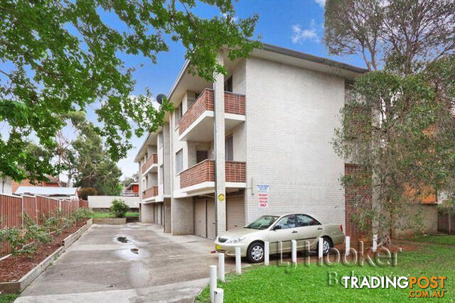 1/29 Santley Crescent KINGSWOOD NSW 2340