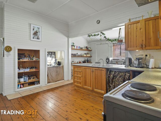 99 Noonans Road YOUNG NSW 2594