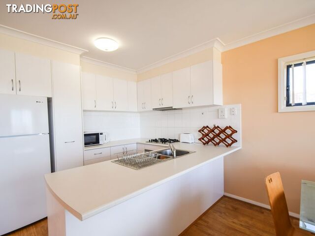 6/157 William Street YOUNG NSW 2594