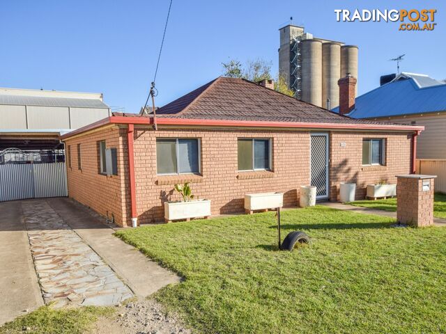 172 Nasmyth Street YOUNG NSW 2594