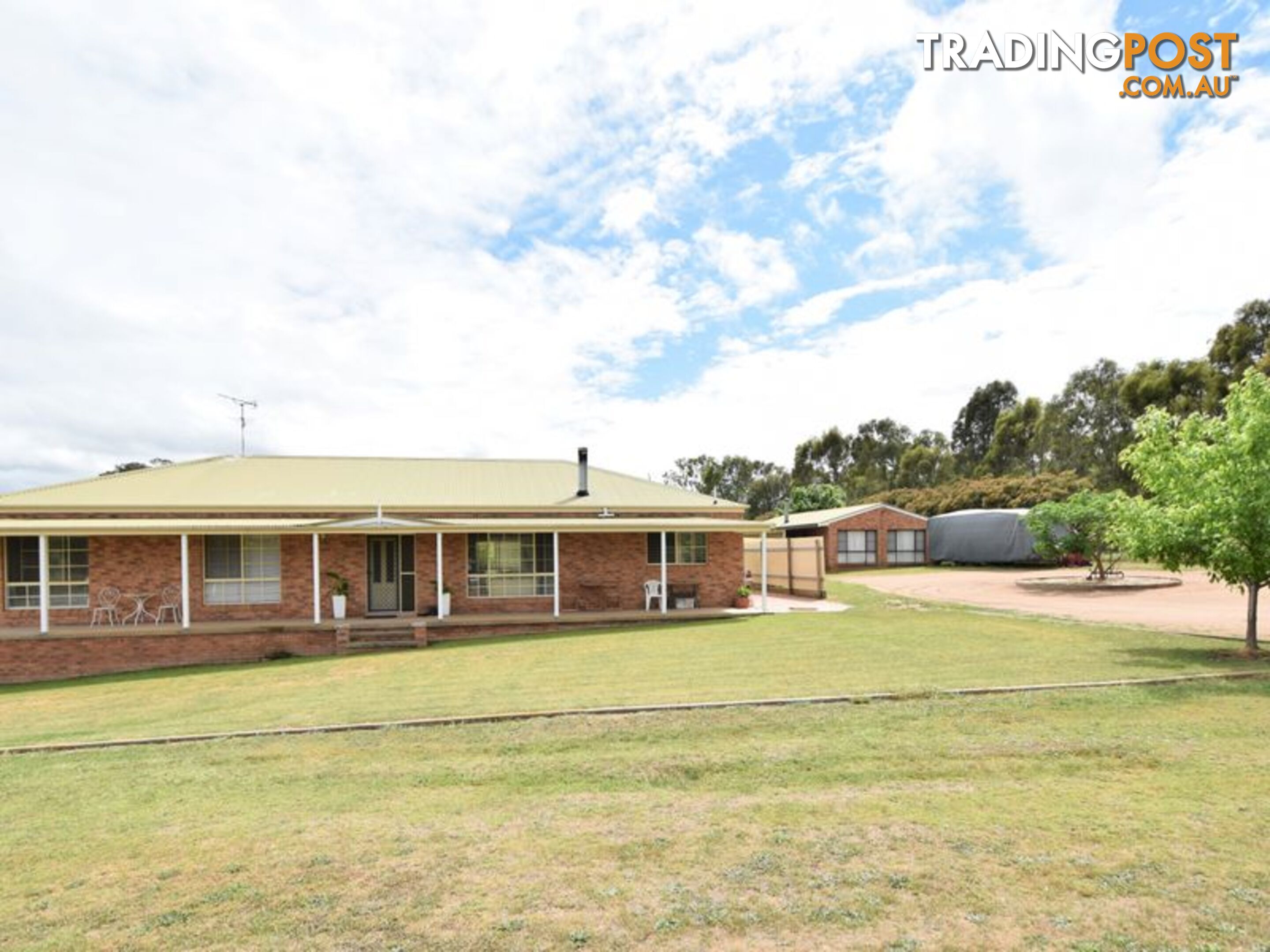 80 Normans Rd YOUNG NSW 2594