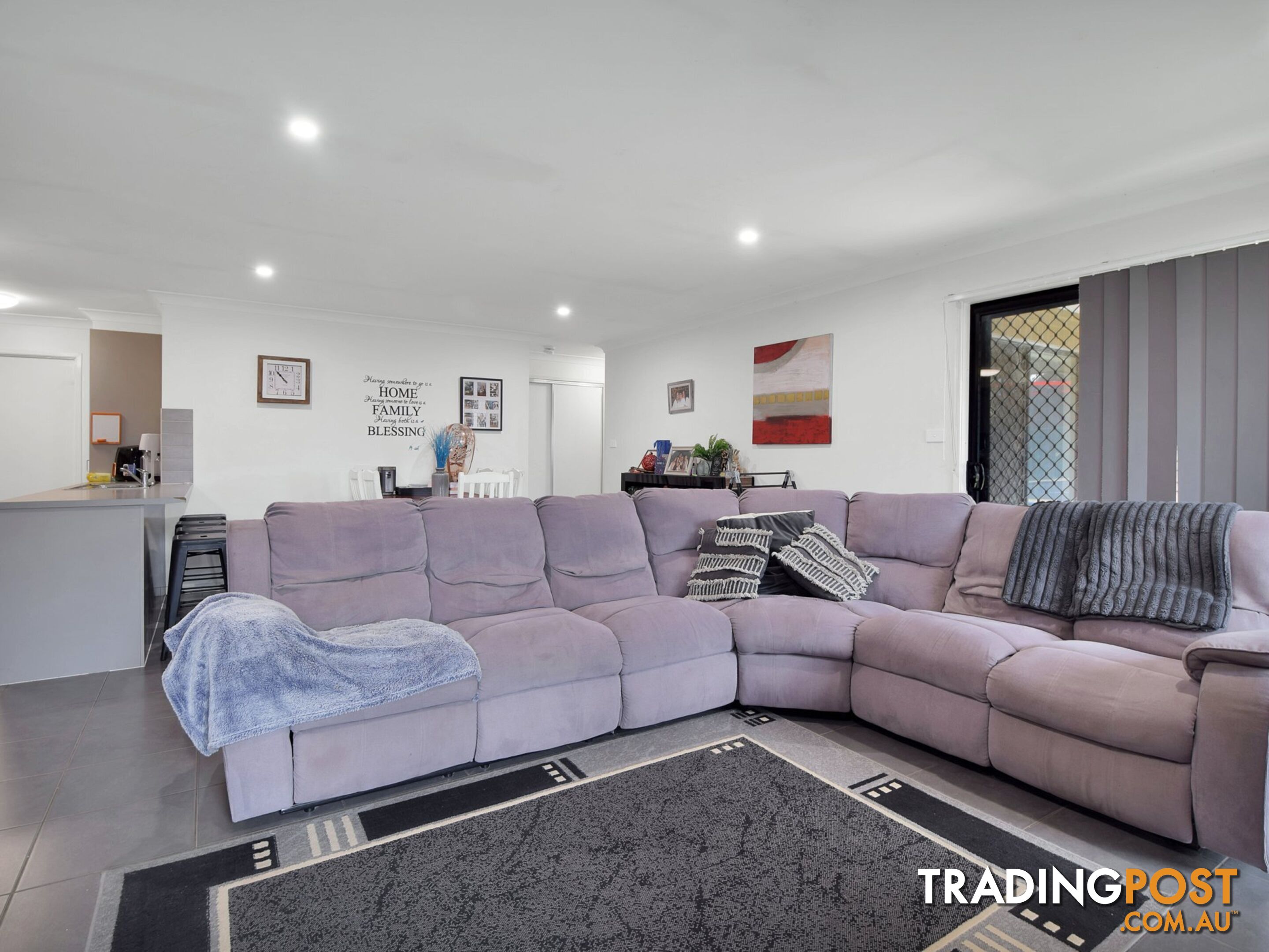 10 Molloy Place YOUNG NSW 2594