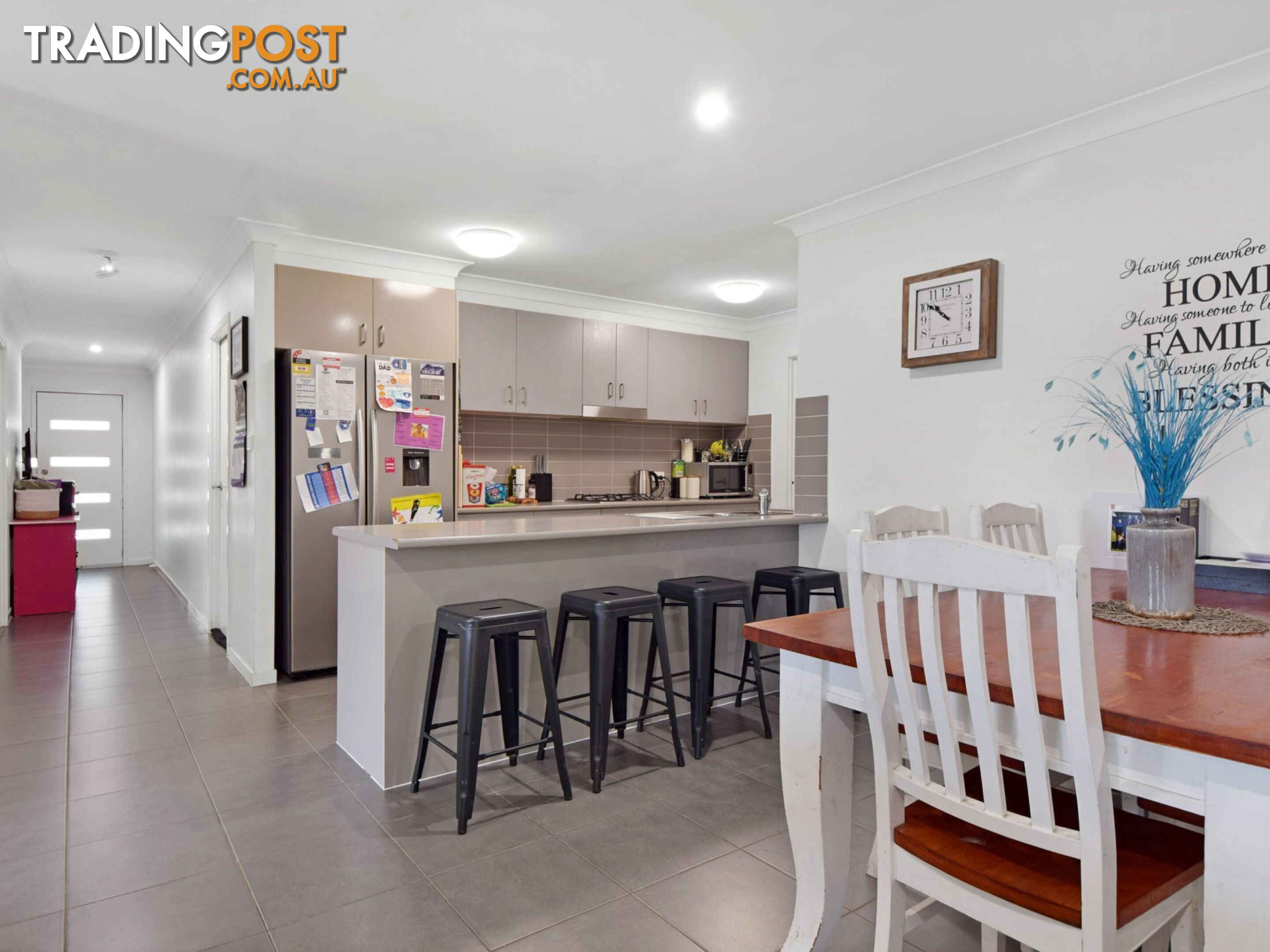 10 Molloy Place YOUNG NSW 2594