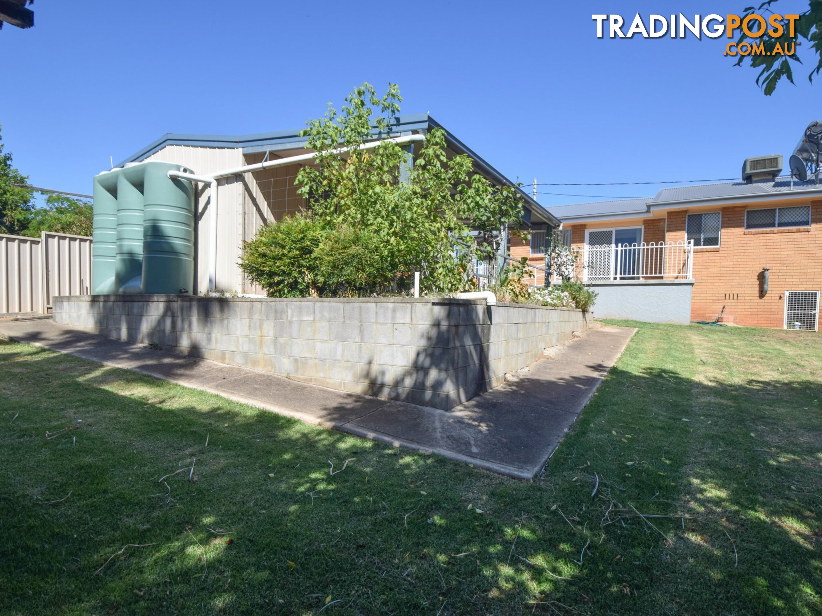 41 Fontenoy Street YOUNG NSW 2594