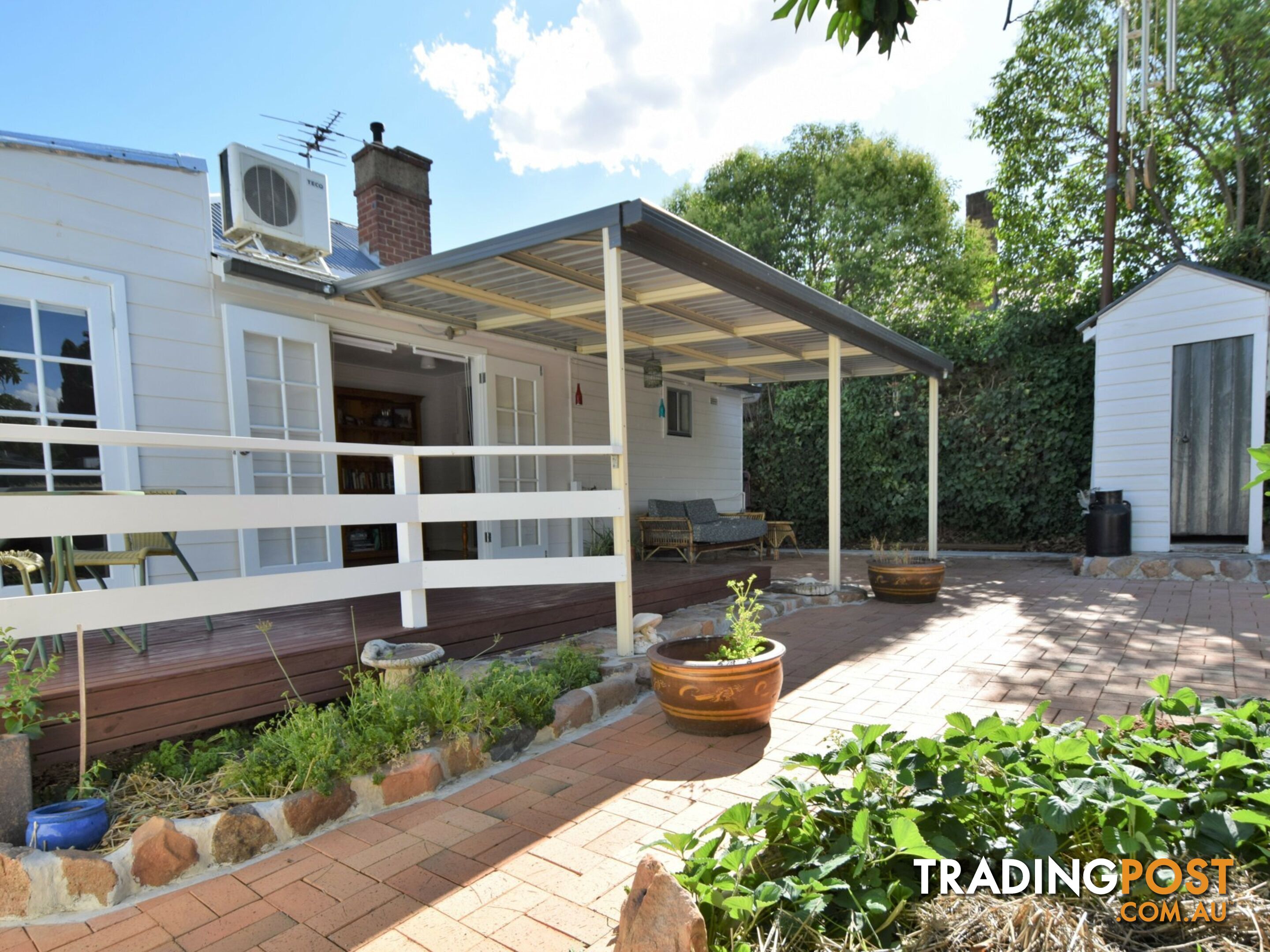 69 Brock Street YOUNG NSW 2594