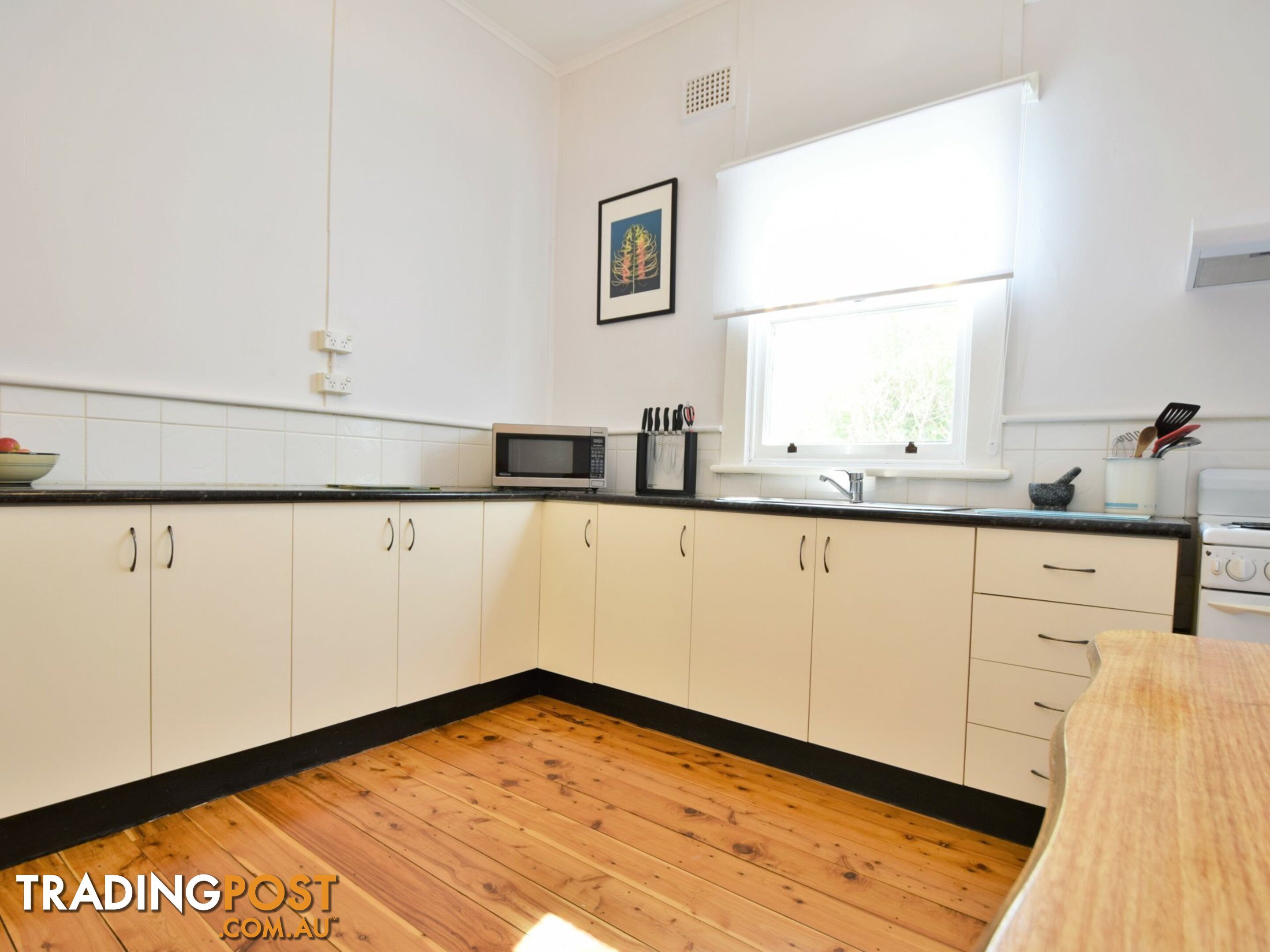 69 Brock Street YOUNG NSW 2594