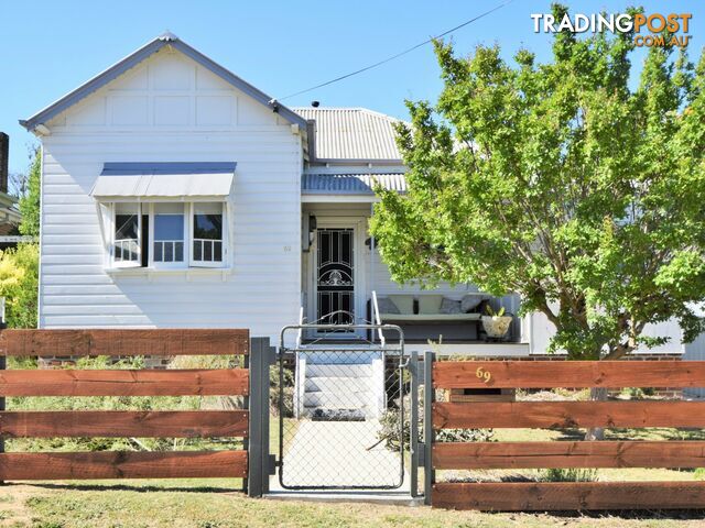 69 Brock Street YOUNG NSW 2594