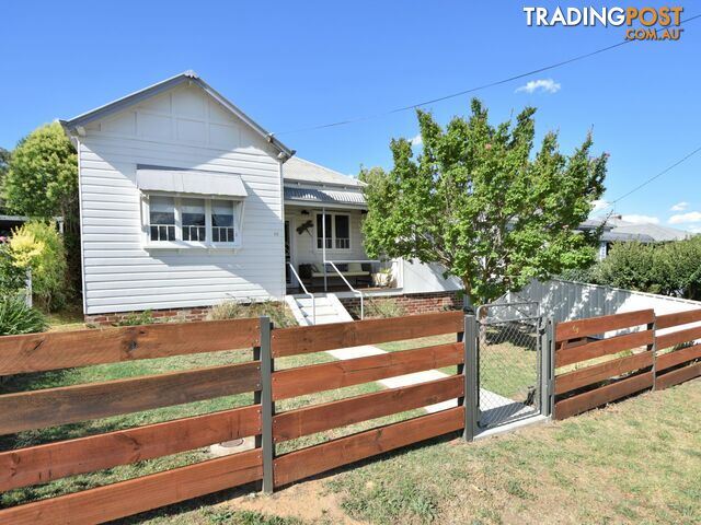 69 Brock Street YOUNG NSW 2594