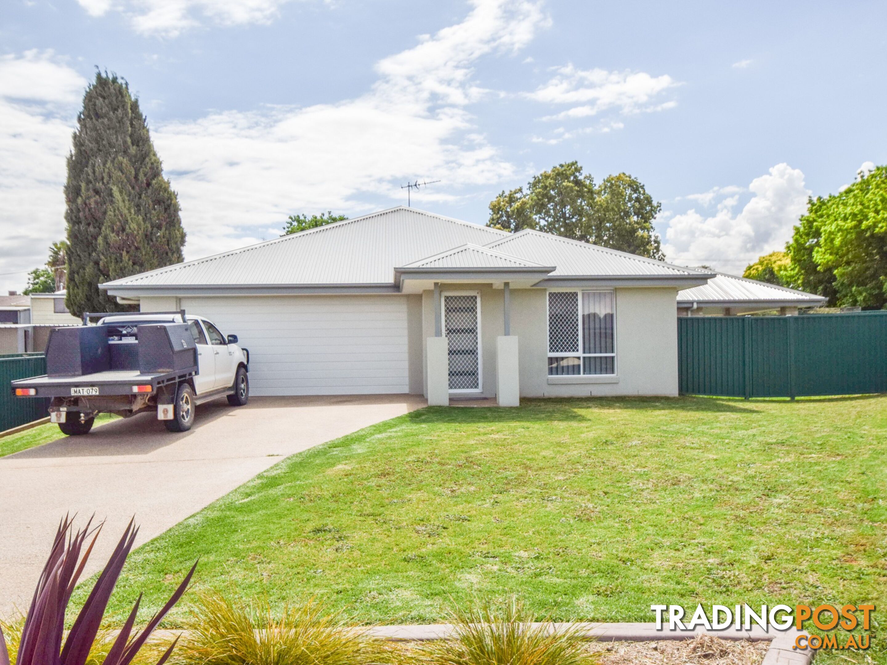 7 Molloy Place YOUNG NSW 2594