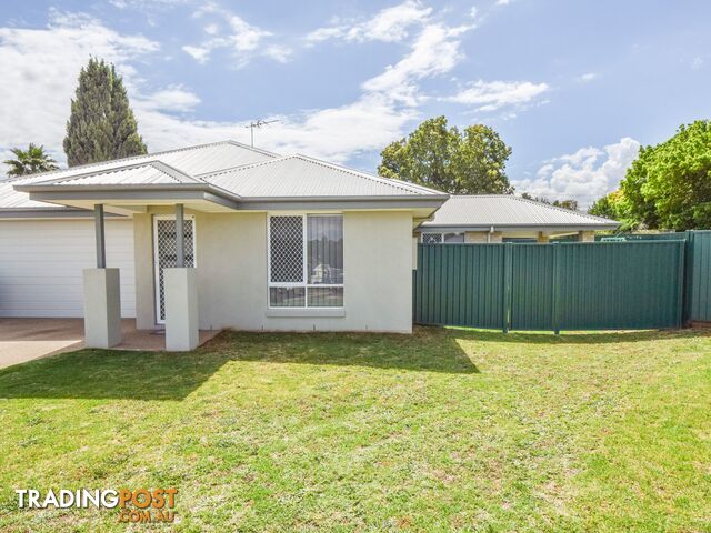 7 Molloy Place YOUNG NSW 2594