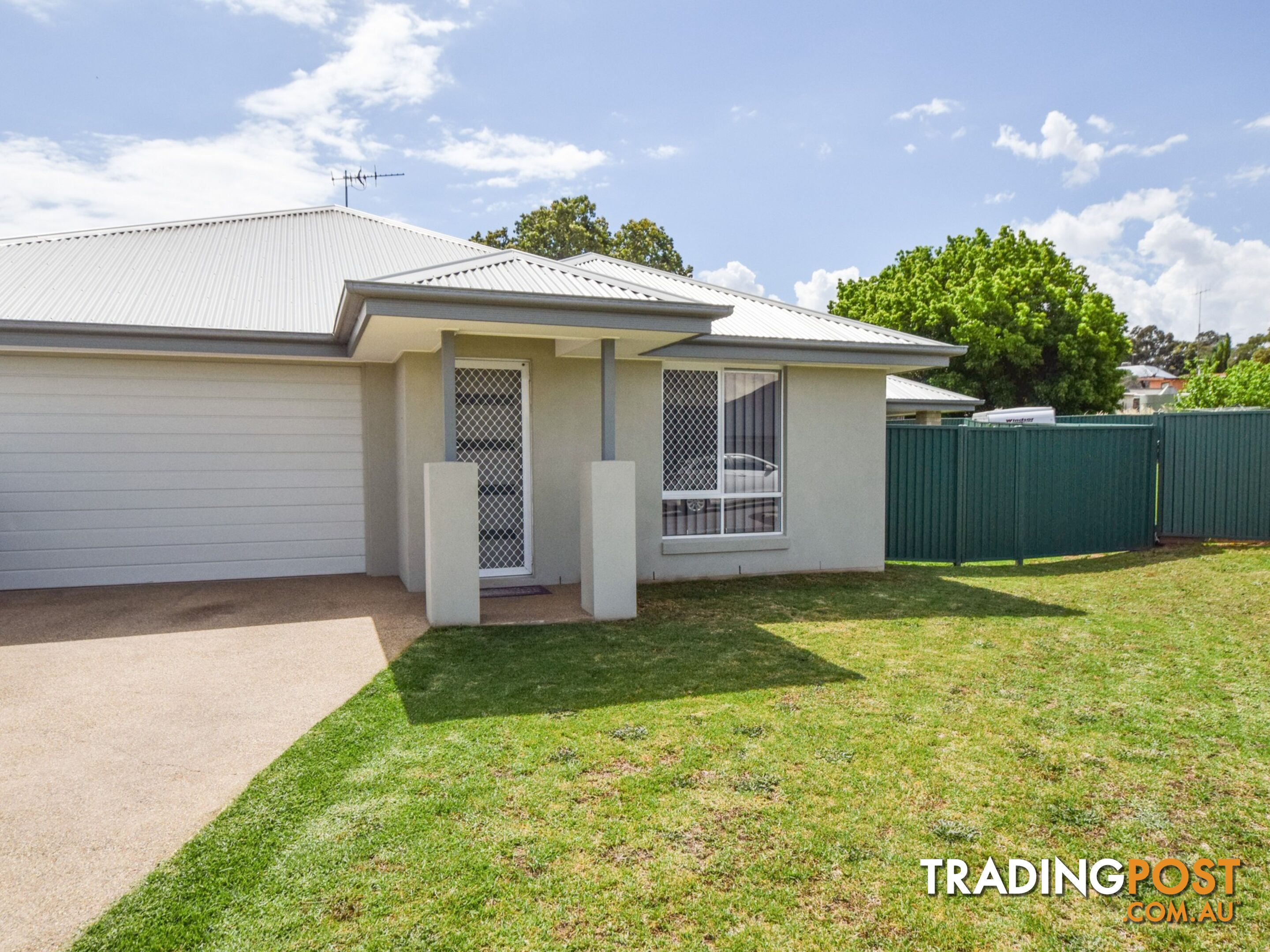 7 Molloy Place YOUNG NSW 2594