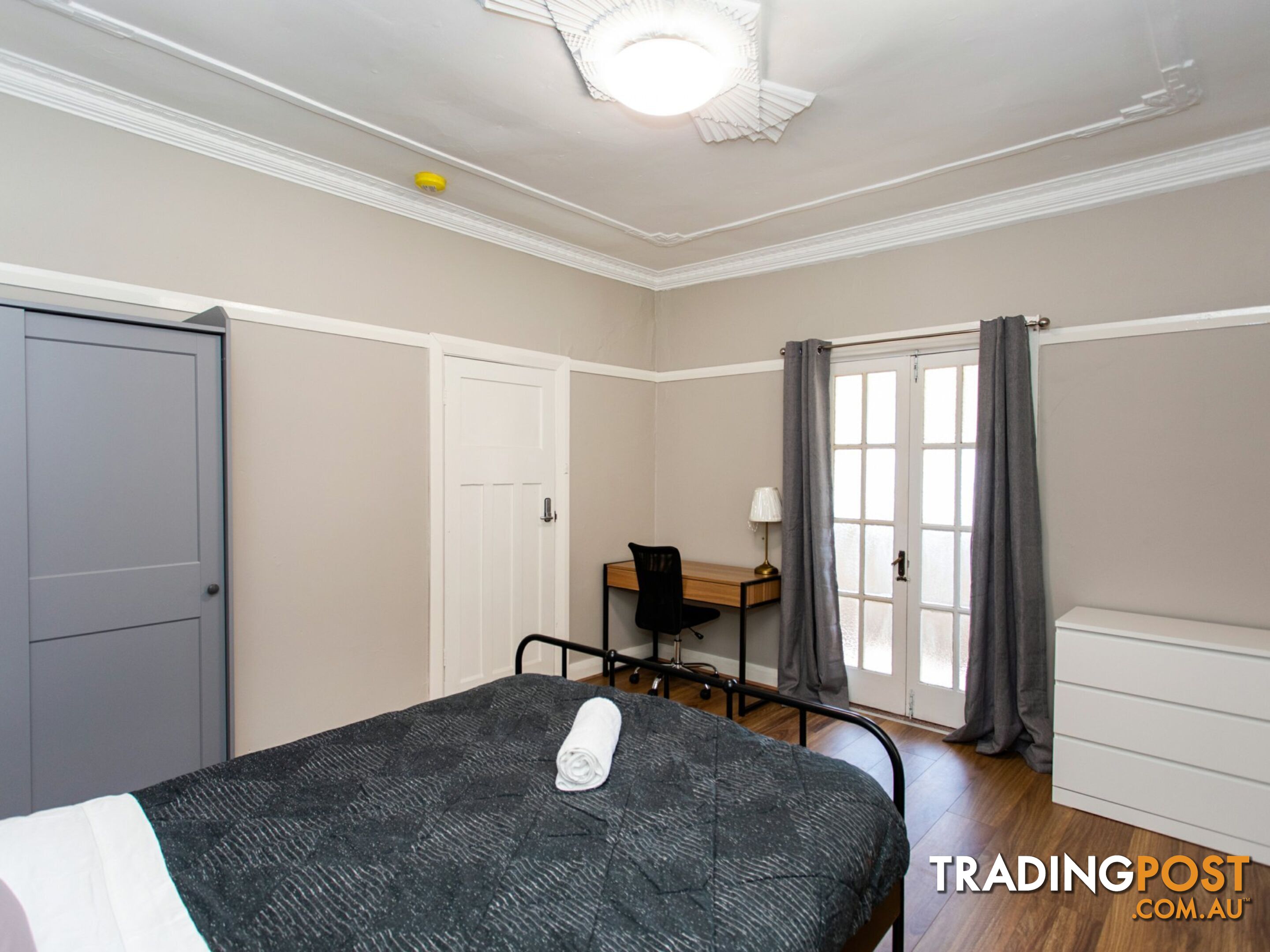 Room 1/12 Spring Street YOUNG NSW 2594