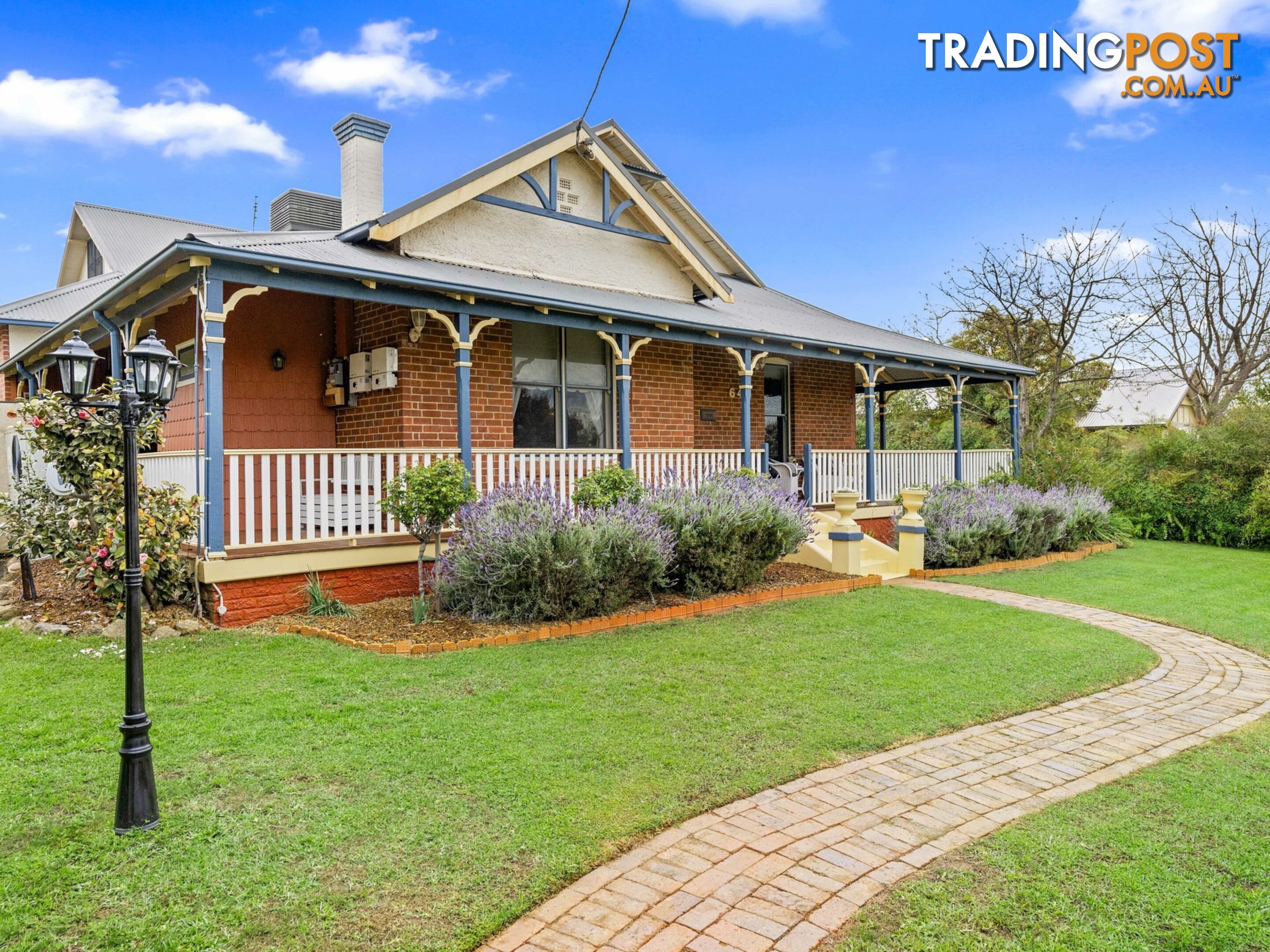 64 Allanan Street YOUNG NSW 2594