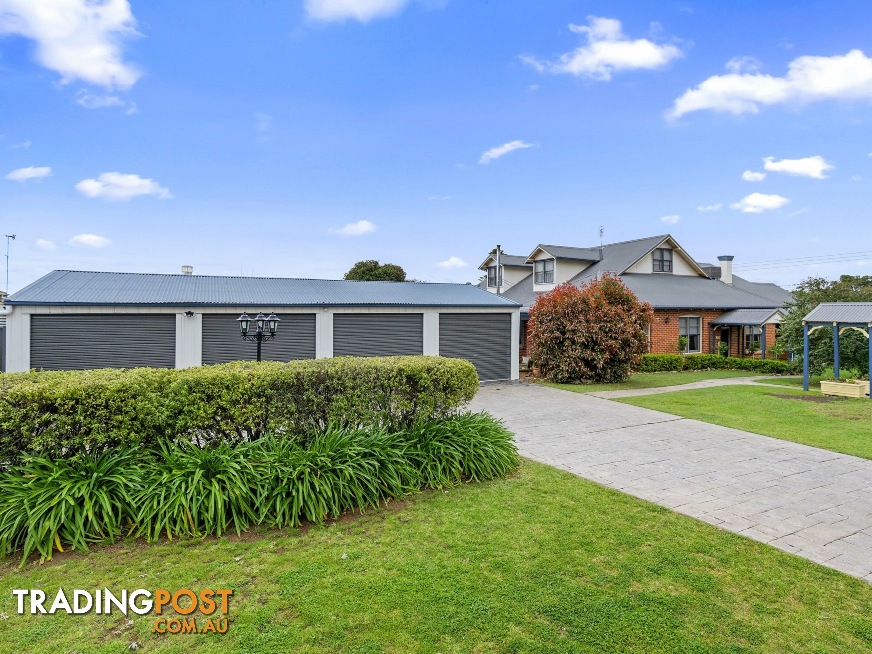 64 Allanan Street YOUNG NSW 2594