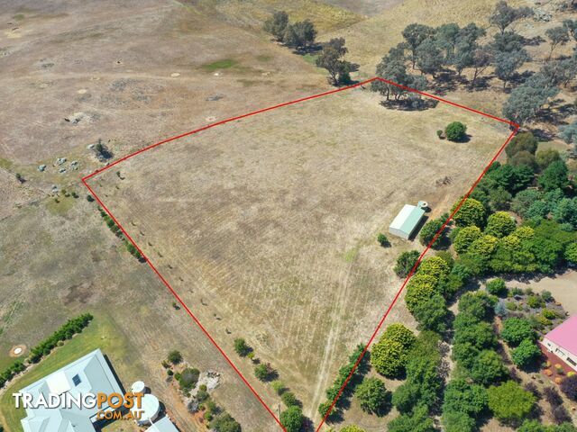 35 Kilmanock Rd YOUNG NSW 2594