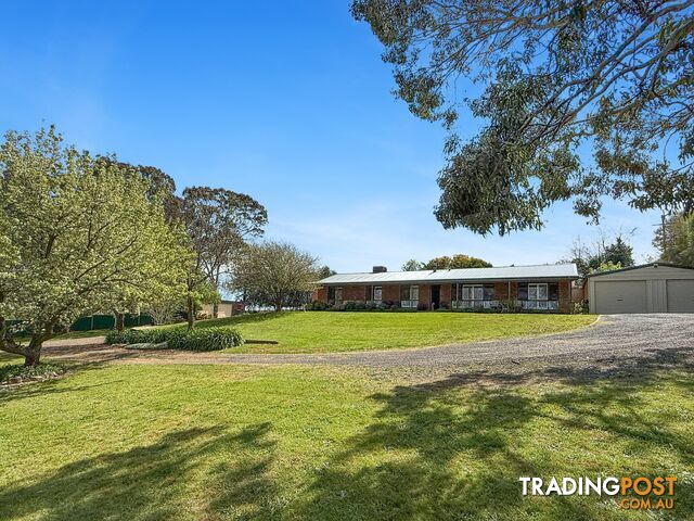 30 Redhill Road YOUNG NSW 2594 - photo 2 of 25