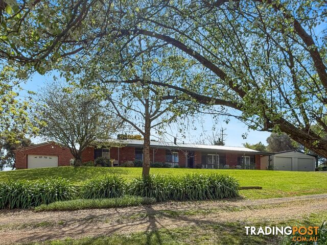 30 Redhill Road YOUNG NSW 2594