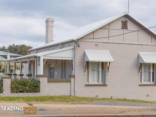 1 Dundas Street YOUNG NSW 2594