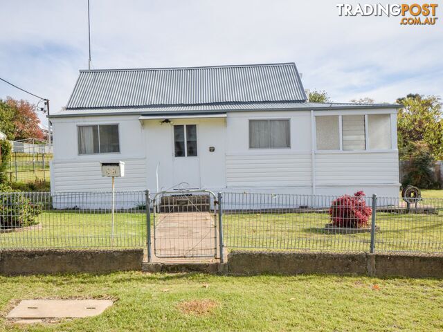 13 Yass Street YOUNG NSW 2594