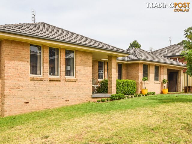 1 Hambrook Place YOUNG NSW 2594